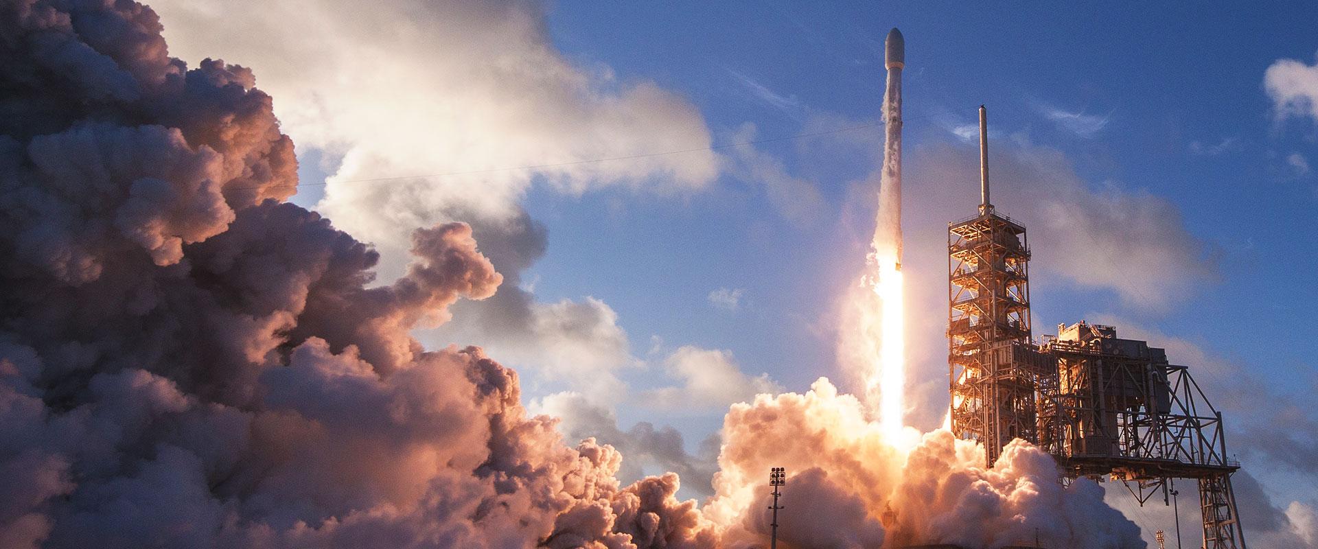 STAREG - Rocket Launch